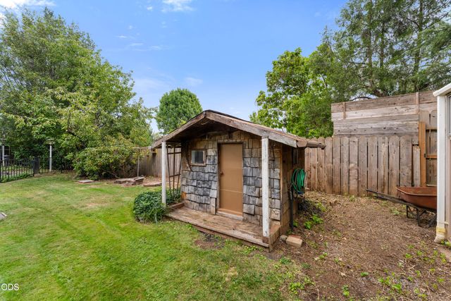 1058 Linda Avenue, Ashland, OR 97520