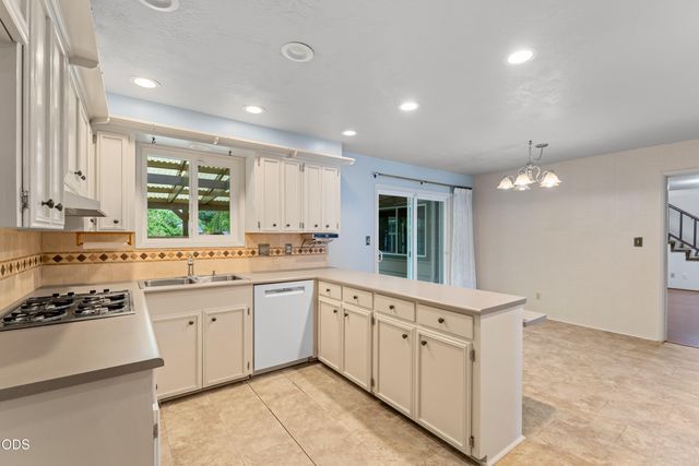 1058 Linda Avenue, Ashland, OR 97520