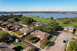 6102 Lakeshore Drive, Rowlett, TX 75089