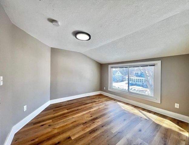 230 10th Avenue NE, Rochester, MN 55906