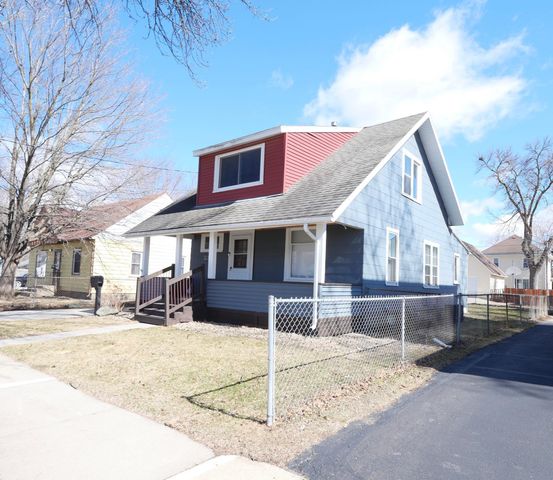 230 10th Avenue NE, Rochester, MN 55906