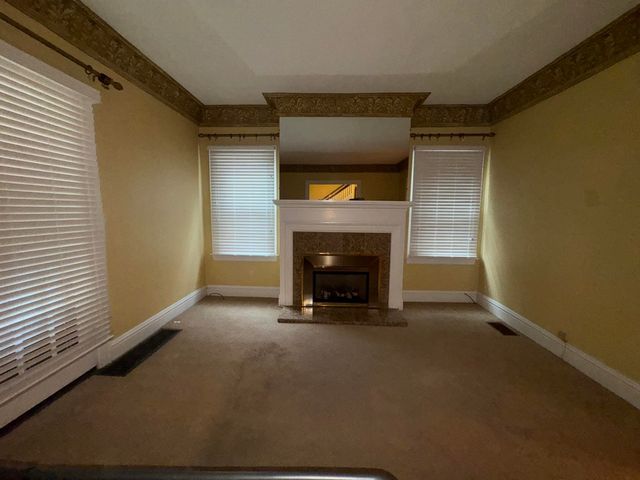 1132 8th Street, Huntington, WV 25701