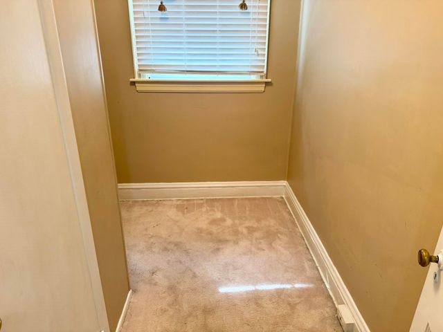 1132 8th Street, Huntington, WV 25701