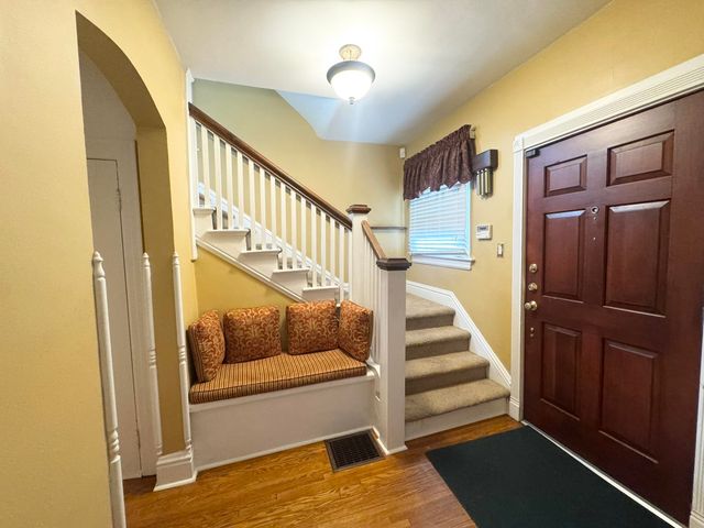 1132 8th Street, Huntington, WV 25701