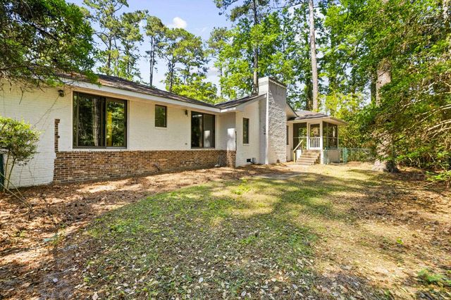 54 Bayberry Ln., Myrtle Beach, SC 29572