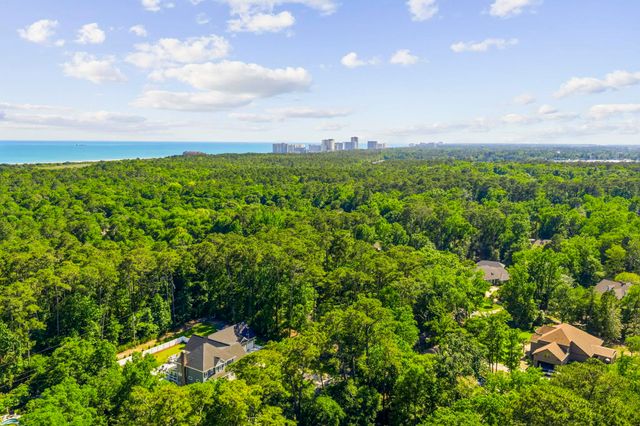 54 Bayberry Ln., Myrtle Beach, SC 29572