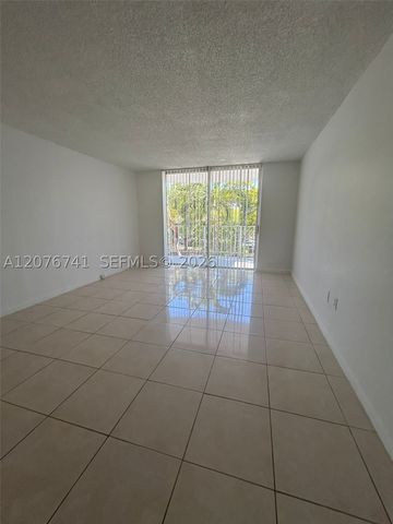 496 NW 165th St Rd D-310, Miami, FL 33169