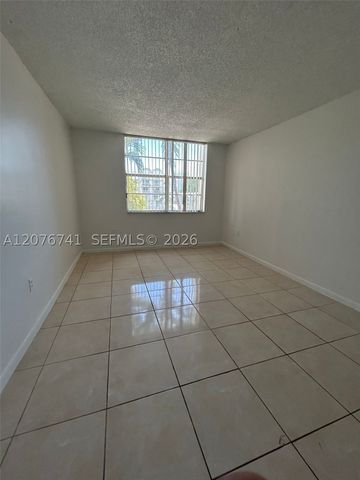 496 NW 165th St Rd D-310, Miami, FL 33169