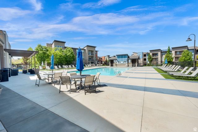 7713 S NAVARRO VIEW CT, Midvale, UT 84047