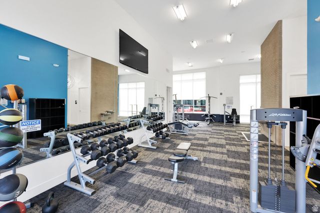 7713 S NAVARRO VIEW CT, Midvale, UT 84047