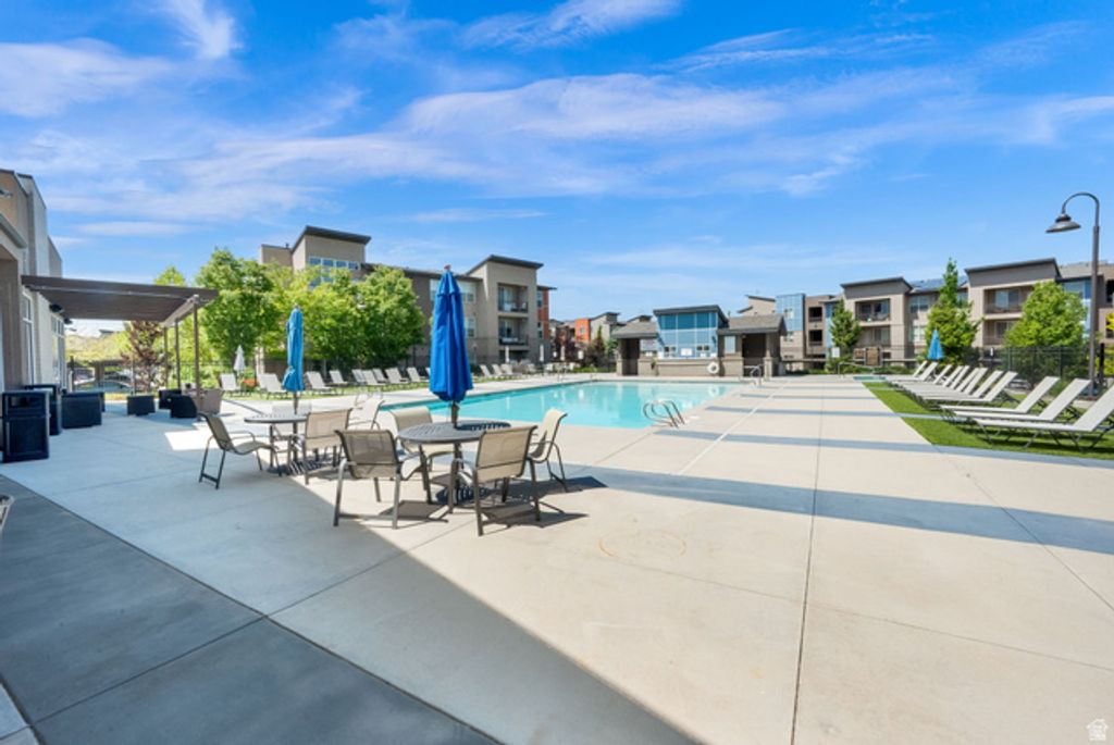 Image 28 of property listing at 7713 S NAVARRO VIEW CT, Midvale, UT 84047
