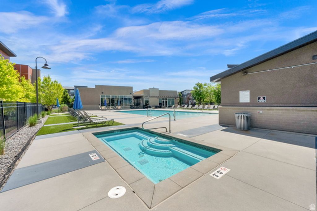 Image 29 of property listing at 7713 S NAVARRO VIEW CT, Midvale, UT 84047