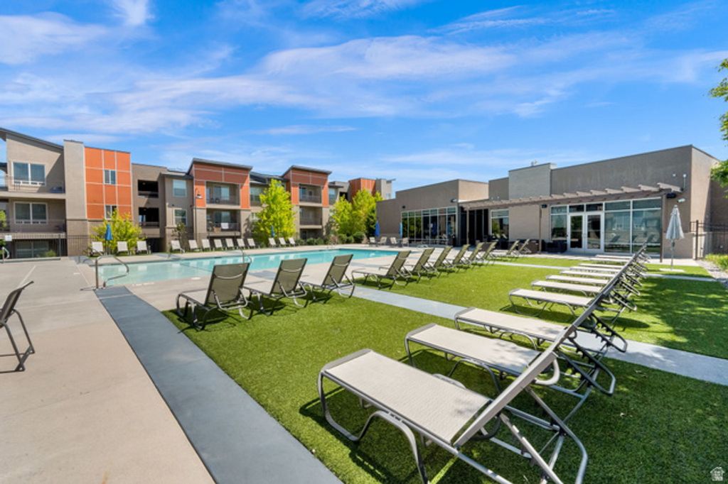 Image 31 of property listing at 7713 S NAVARRO VIEW CT, Midvale, UT 84047