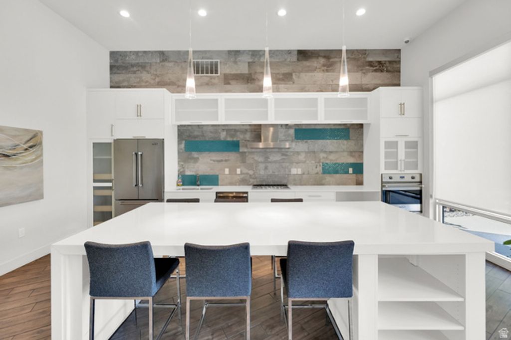 Image 34 of property listing at 7713 S NAVARRO VIEW CT, Midvale, UT 84047