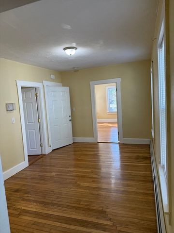 43 Leavitt St 2, Brockton, MA 02301