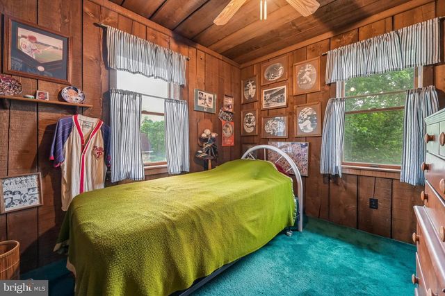 119 E BROAD ST, Gibbstown, NJ 08027