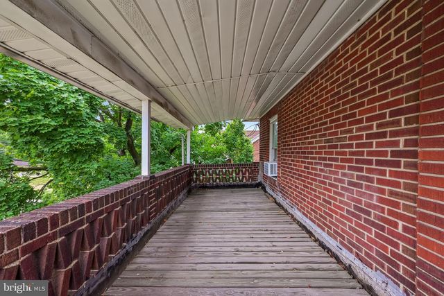 119 E BROAD ST, Gibbstown, NJ 08027
