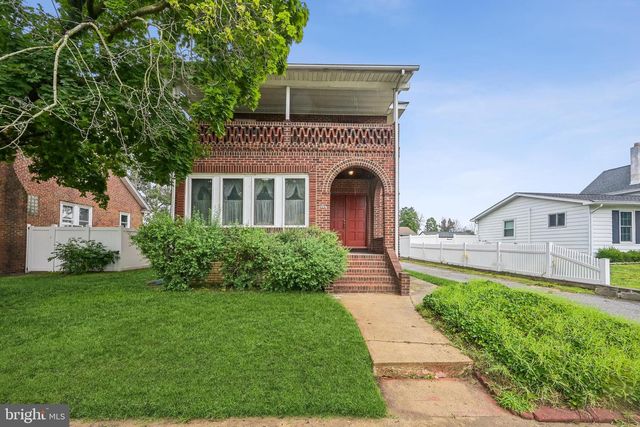119 E BROAD ST, Gibbstown, NJ 08027