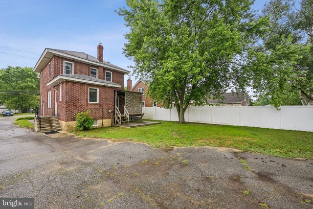 119 E BROAD ST, Gibbstown, NJ 08027