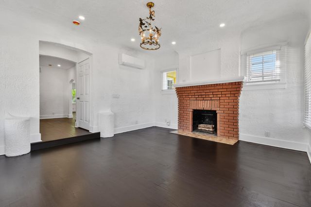 208 S K Street, Lake Worth Beach, FL 33460