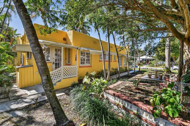 208 S K Street, Lake Worth Beach, FL 33460