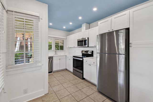 208 S K Street, Lake Worth Beach, FL 33460