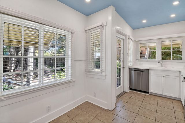 208 S K Street, Lake Worth Beach, FL 33460