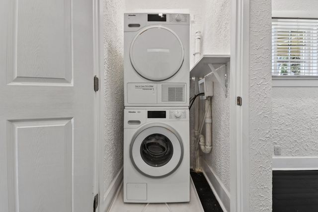 208 S K Street, Lake Worth Beach, FL 33460