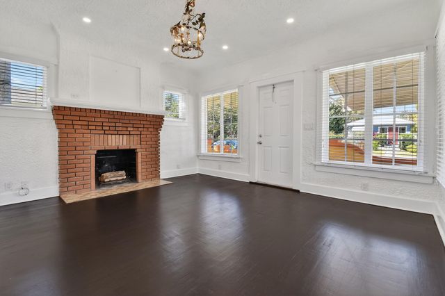 208 S K Street, Lake Worth Beach, FL 33460