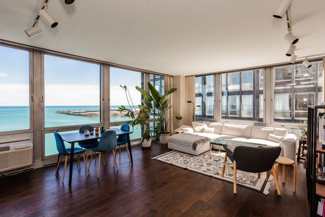880 N LAKE SHORE Drive 17D, Chicago, IL 60611