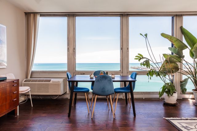 880 N LAKE SHORE Drive 17D, Chicago, IL 60611