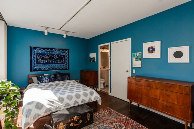 880 N LAKE SHORE Drive 17D, Chicago, IL 60611