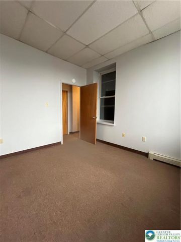 23 Belvidere Street 302, Nazareth Boro, PA 18064