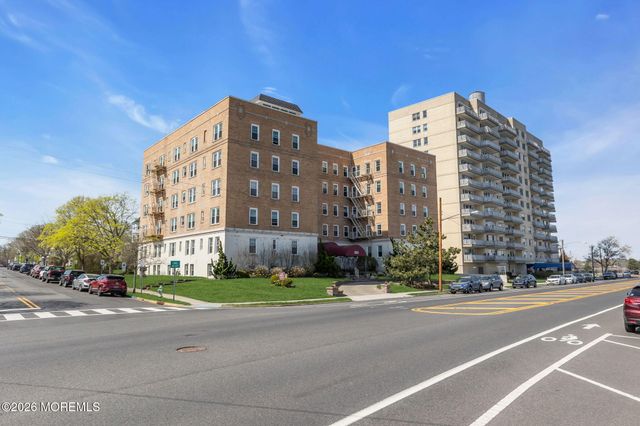 500 Deal Lake Drive 3B, Asbury Park, NJ 07712
