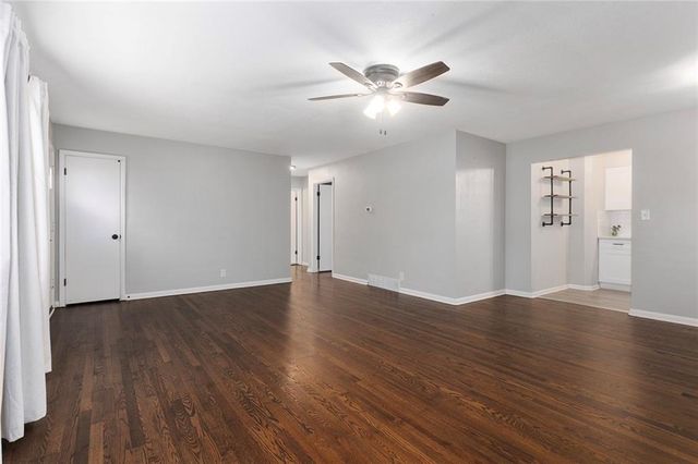 24 Virginia Drive, Liberty, MO 64068
