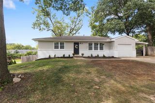 24 Virginia Drive, Liberty, MO 64068