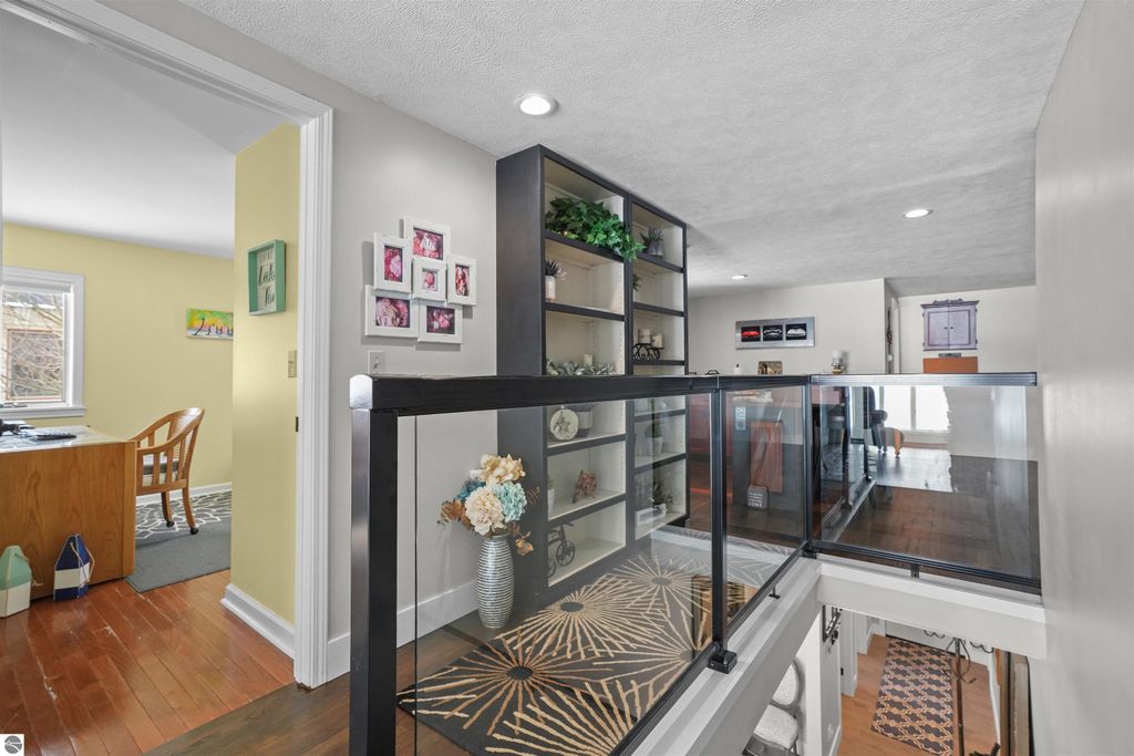 Image 36 of property listing at 609 Lake Shore Drive, Cadillac, MI 49601