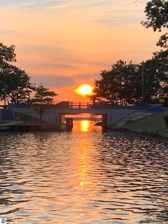 Image 49 of property listing at 609 Lake Shore Drive, Cadillac, MI 49601