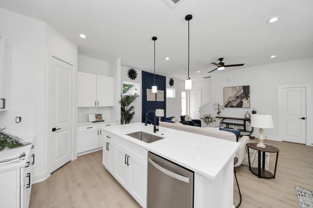 860 Rachel St Street B, Houston, TX 77091