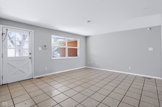 10245 Chris Drive, Indianapolis, IN 46229
