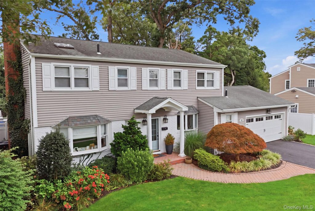 10 Hilltop Lane, Oyster Bay, NY 11771 — photo 2