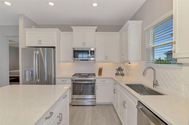 4842 WILLOW BEND AVENUE, Parrish, FL 34219