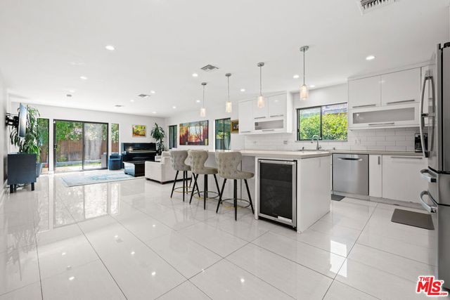5710 Jamieson Avenue, Encino, CA 91316