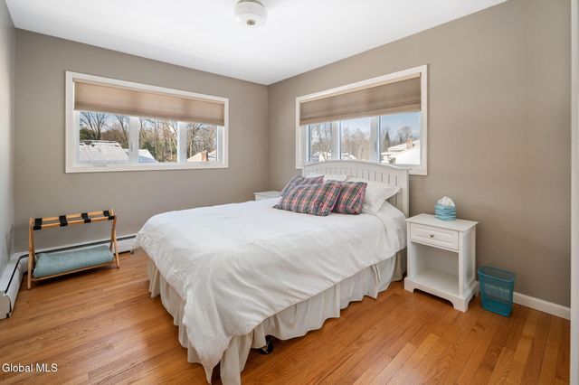 31 Brookwood Drive, Colonie, NY 12110