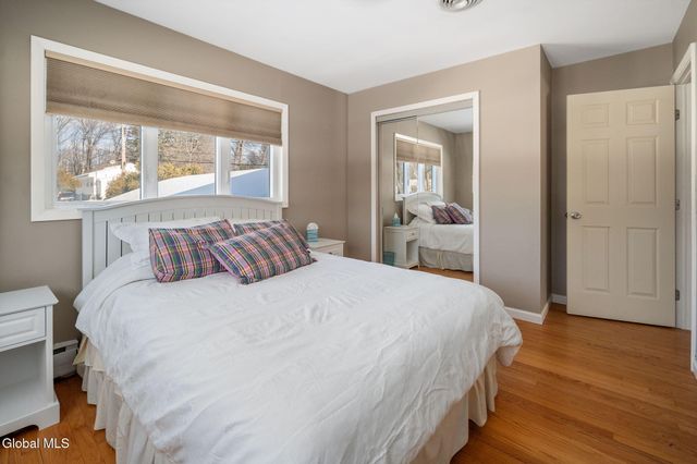 31 Brookwood Drive, Colonie, NY 12110