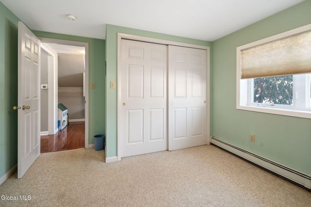 31 Brookwood Drive, Colonie, NY 12110