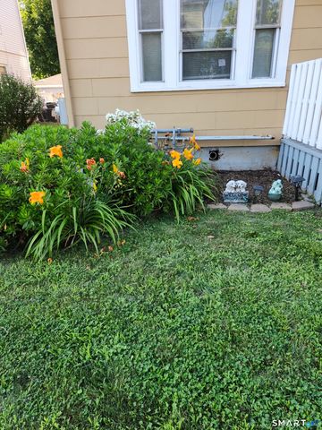 232 Kelsey Street 1, New Britain, CT 06051