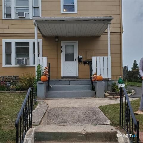 232 Kelsey Street 1, New Britain, CT 06051