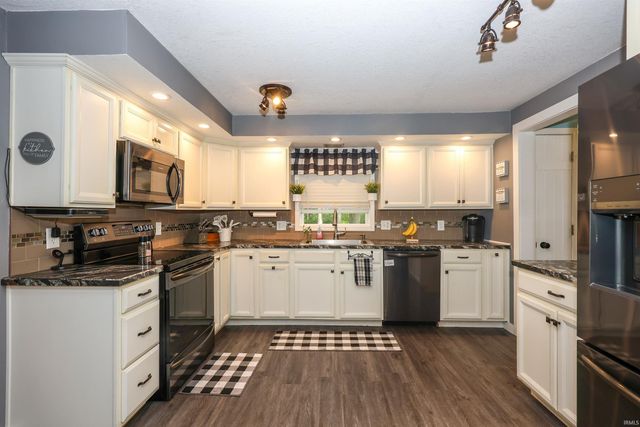 17222 Platter Parkway, New Haven, IN 46774