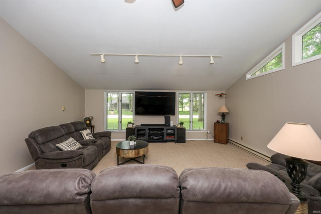 17222 Platter Parkway, New Haven, IN 46774